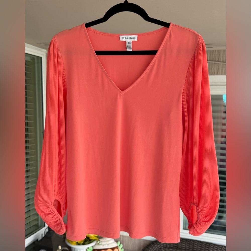 Calvin Klein Coral Relaxed Blouse with Flowing Fabric - Picture 1 of 11